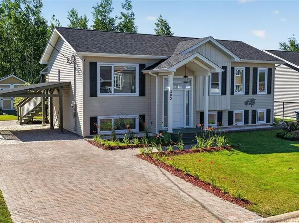 303 Chatellerault St, Shediac, NB E4P 0L3