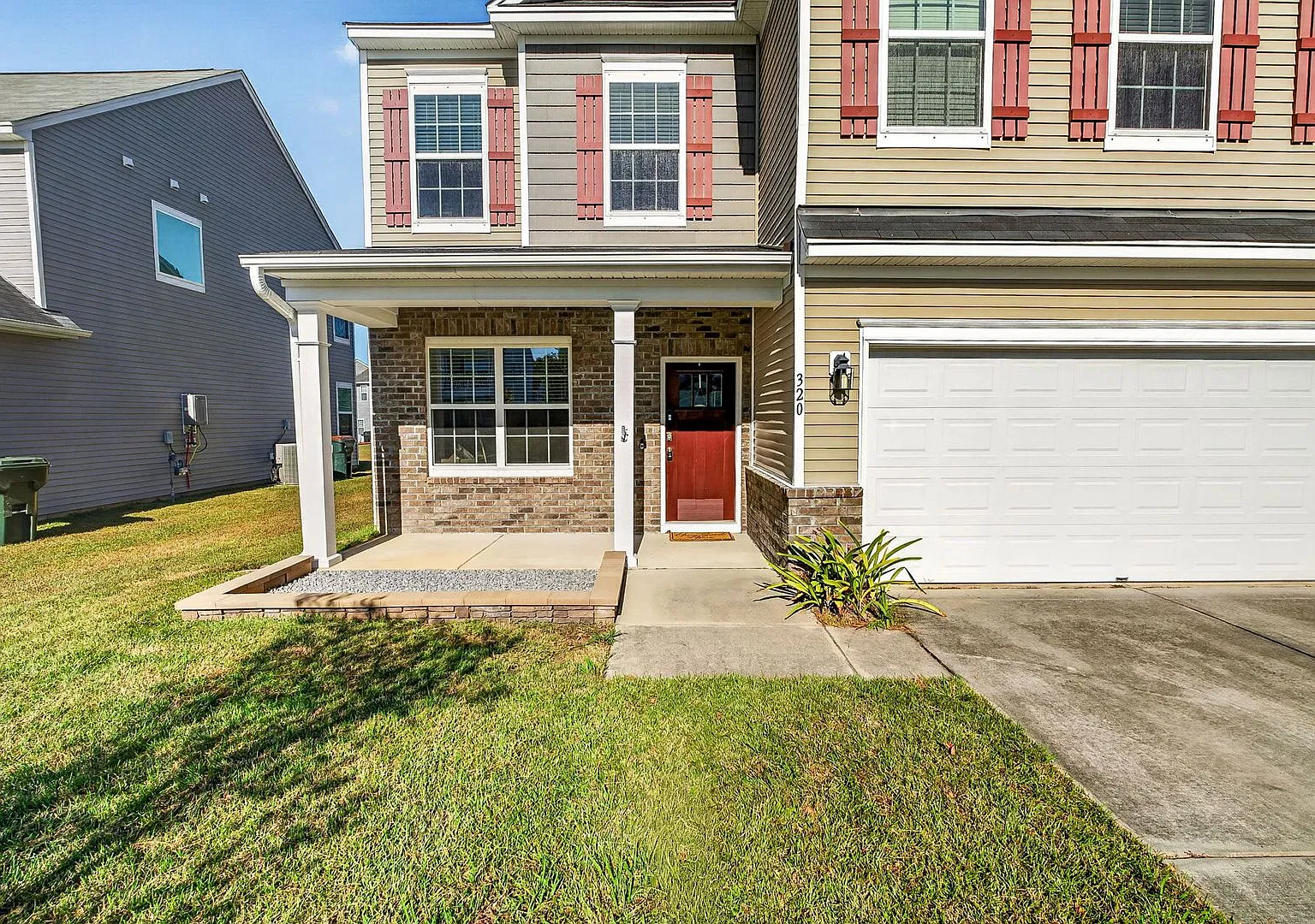 Spacious Two-Story Home in Cypress Grove — Photo 4