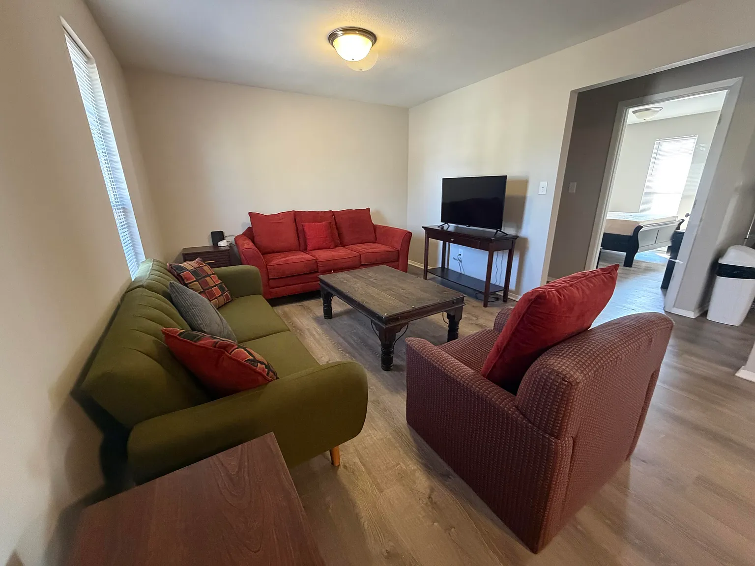 3 bed, 2.0 bath, 1456 sqft, $2,800 — Photo 4