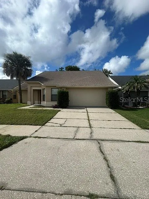 3 bed, 2.0 bath, 1556 sqft, $2,450 — Photo 1