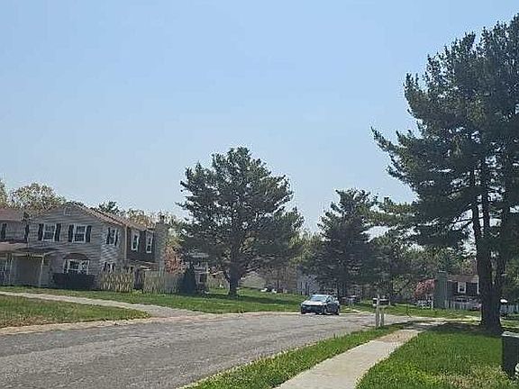 4th image of 3419 Walnut Ct Unit B