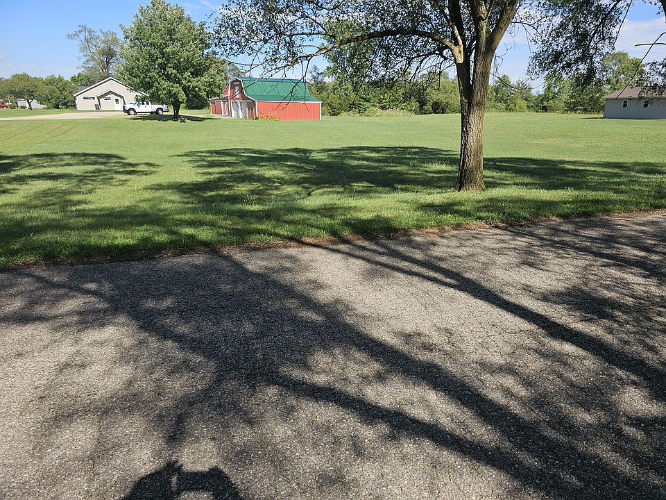 2nd image of Prairiewood Dr