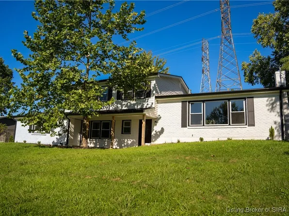 1105 Westwood Lane, New Albany, IN 47150