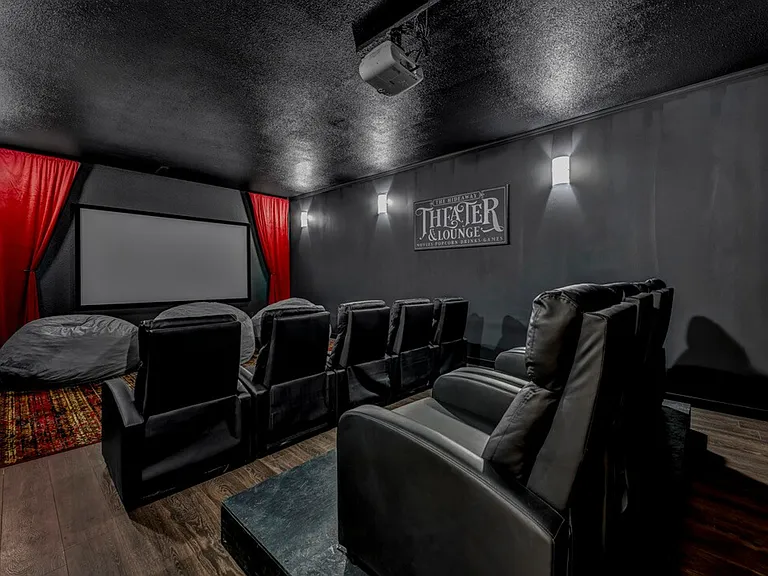 Building's Lounge