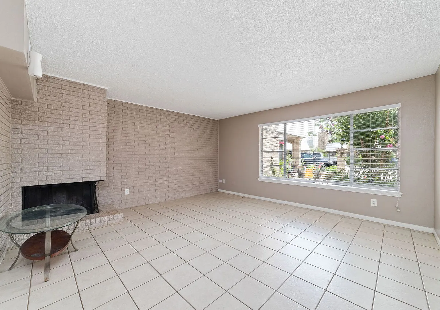 Newly Renovated Apartment In Houston — Photo 2