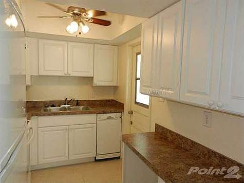 2nd image of 2219 Bayshore Gardens Pkwy
