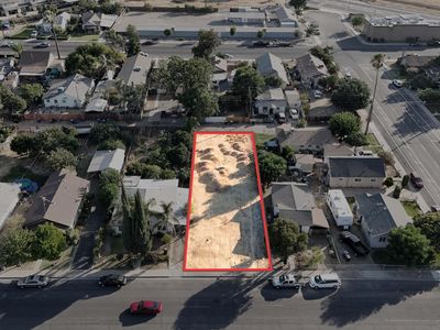 227 S P Street, Dinuba, CA, 93618