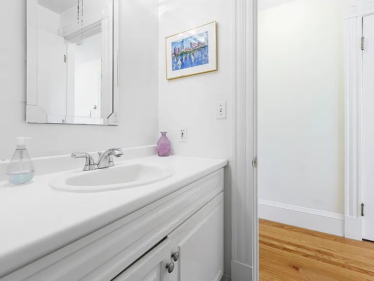 387 Commonwealth Ave #3 — Photo 9