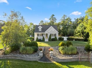 2 Sprucedale Dr, Sturbridge, MA 01566