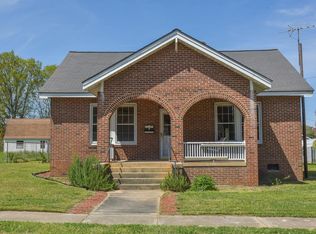 102 Brissie Ave, Greenwood, SC 29646