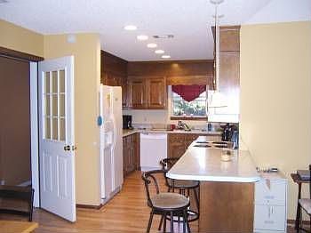 5th image of 101 Long Pine Dr