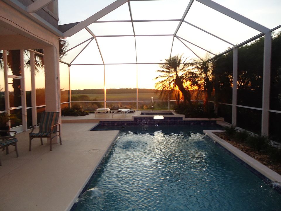 1st image of 333 Fiddlers Point Dr
