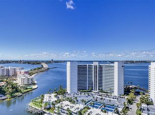 555 Quay Cmns #1402, Sarasota, FL 34236