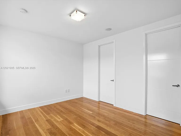125 Hampton Ln — Photo 48