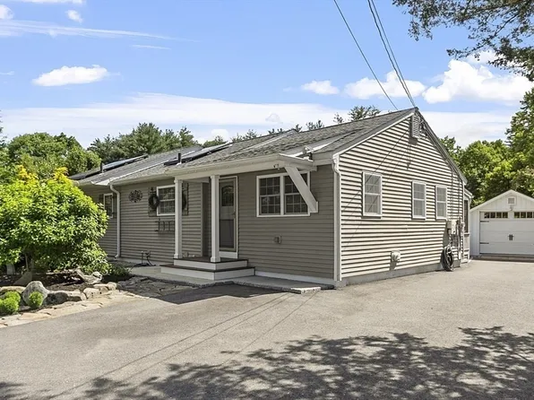 15 Biscayne St, Leominster, MA 01453