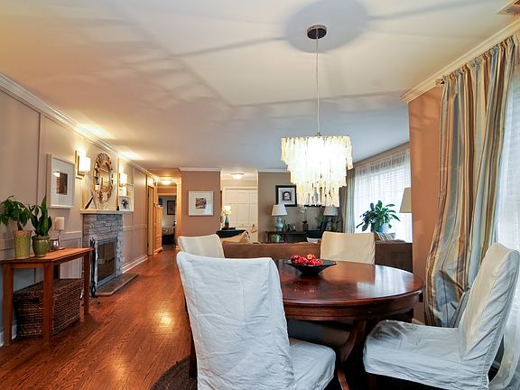 3rd image of 615 Glen Ave
