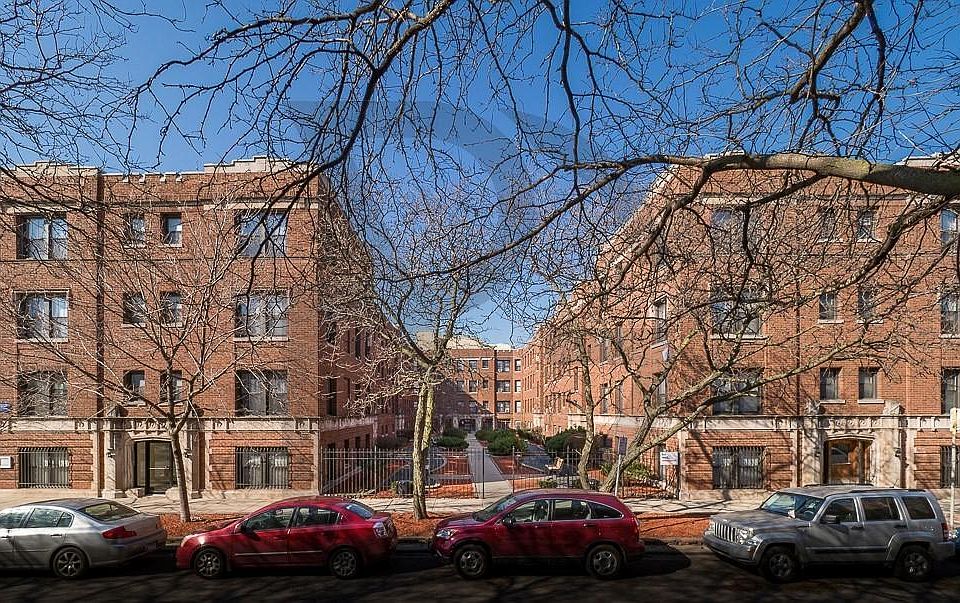1st image of 2900 N Mildred Ave #2902F1