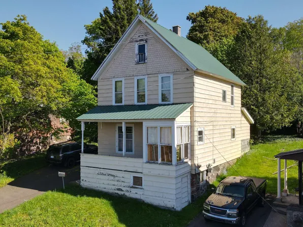 303 W Douglass Ave, Houghton, MI 49931