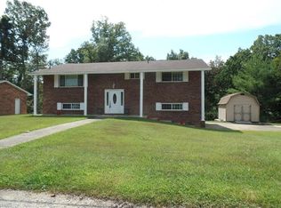 516 Kittle St, Williamstown, WV 26187