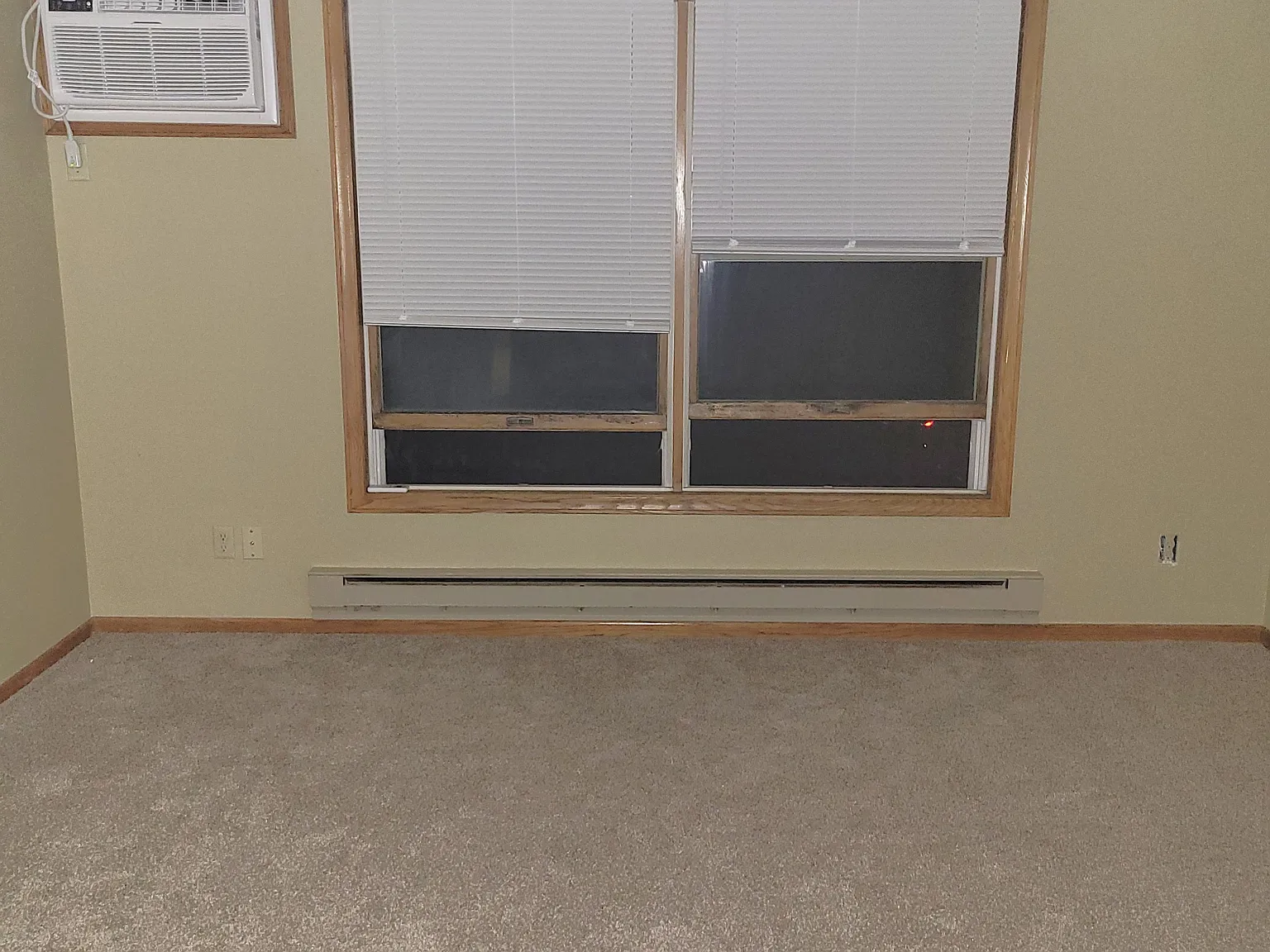 2 bed, 900 sqft, $1,200 — Photo 4