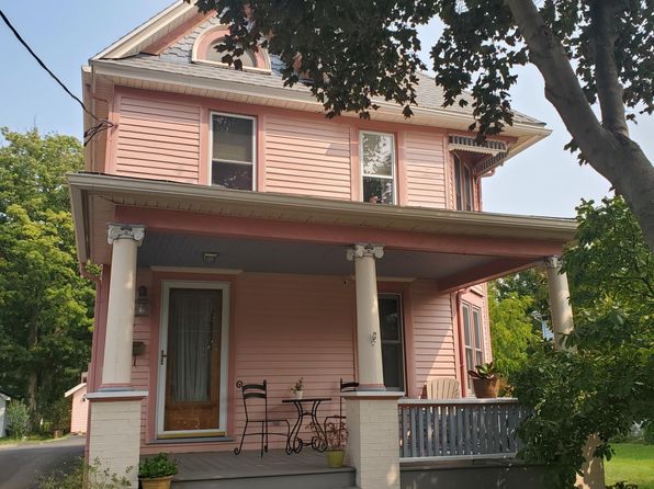 27 White St