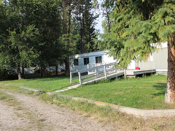 3rd image of 1412 Lakeside Dr