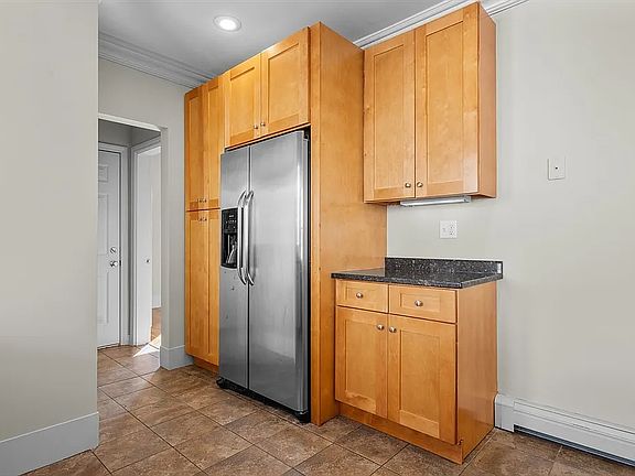 3rd image of 11 Woodlawn St Floor 2
