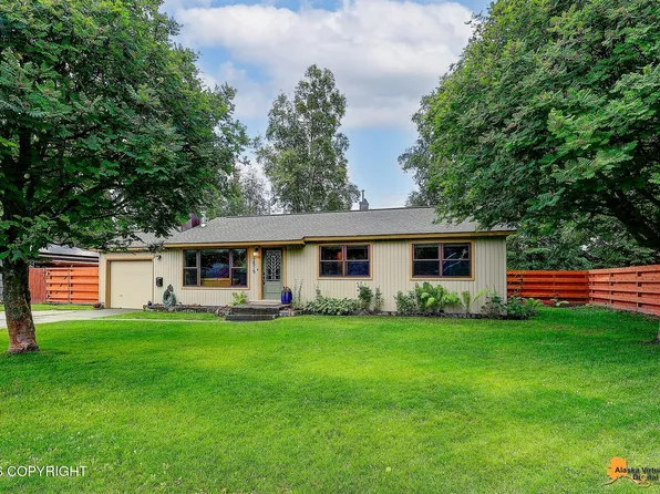 2515 Turnagain Pkwy, Anchorage, AK 99517