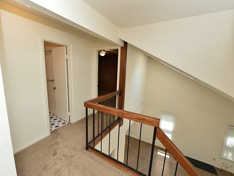 1548 Beachview Dr — Photo 27