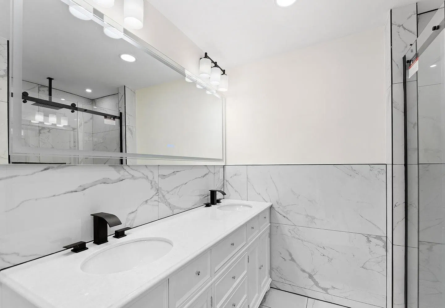 3 bed, 1636 sqft, $2,200 — Photo 4