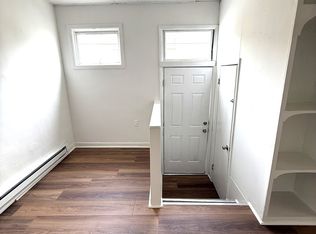 700 Throop St APT 2, Scranton, PA 18512