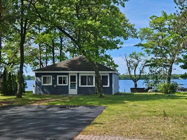 6793 Loud Dr, Oscoda, MI 48750