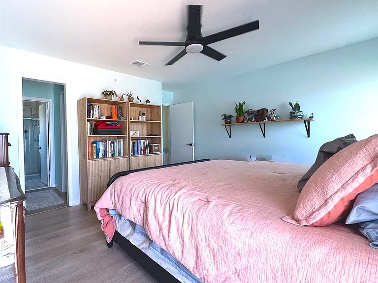 3585 Riddick Dr — Photo 9