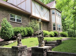 3320 Wagner Rd, Cincinnati, OH 45245