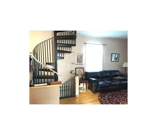 713 Eden Ave photo 1