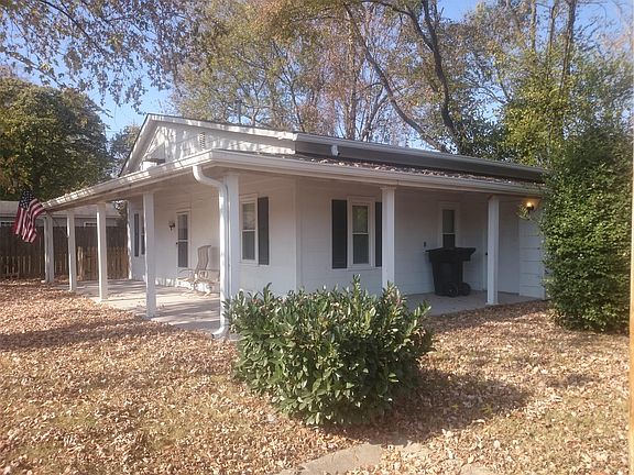 4th image of 506 Eastview Dr