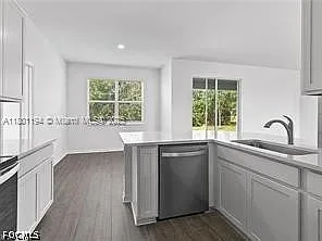 209 SE 26th Terrace Cpe — Photo 20