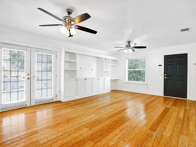 9664 Kennebec Way — Photo 3