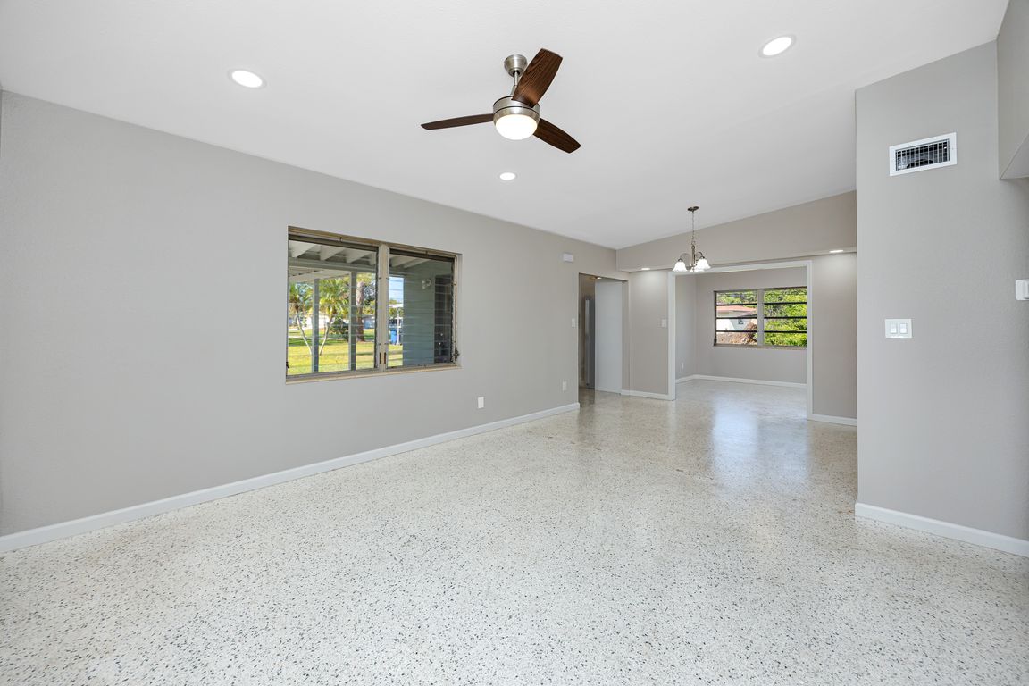 next background image