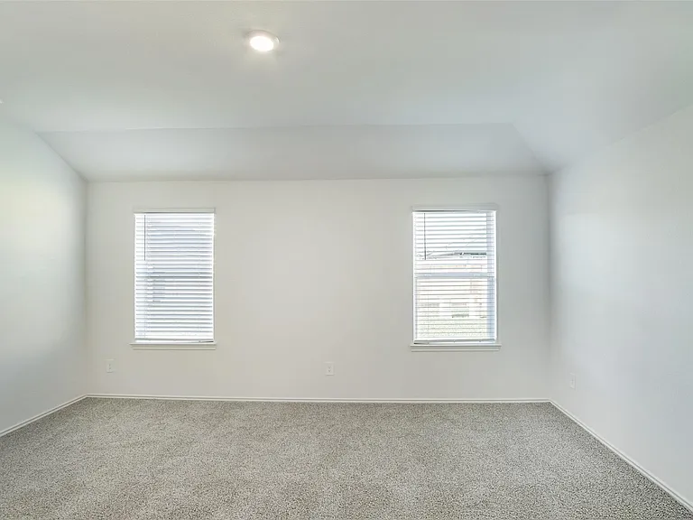 4214 Ramsbury Reach Ct — Photo 38