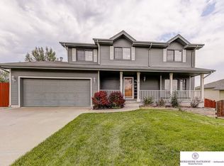 3716 Helwig Ave, Bellevue, NE 68123