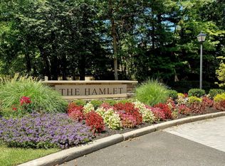 23 Meadowood Dr, Jericho, NY 11753