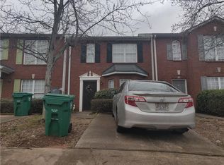 5632 Strathmoor Manor Cir, Lithonia, GA 30058