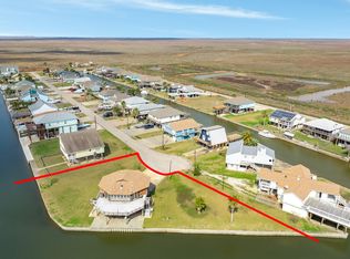 174 Sand Shoals Rd, Freeport, TX 77541