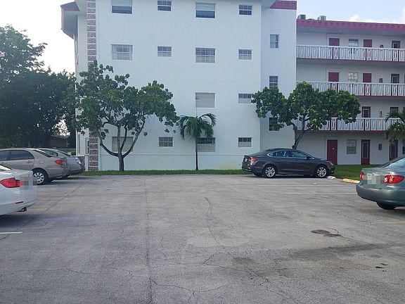 5th image of 4140 NW 44th Ave APT 201