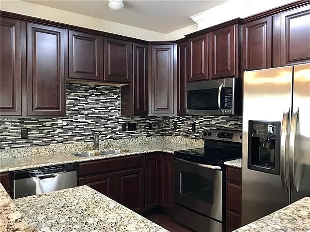1st image of 7330 Copper Beech Trce