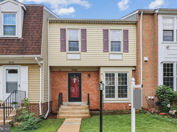 4505 Canary Ct, Woodbridge, VA 22193