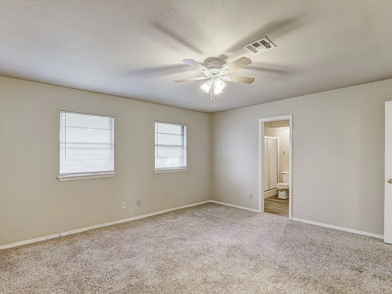 7507 Knight Lake Dr — Photo 23