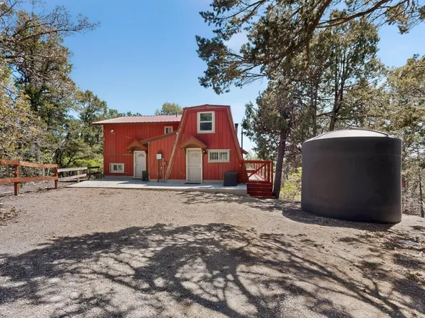 76 Big Dipper Rd, Tijeras, NM 87059