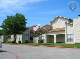 3800 Brookhaven Club Dr, Addison, TX 75001